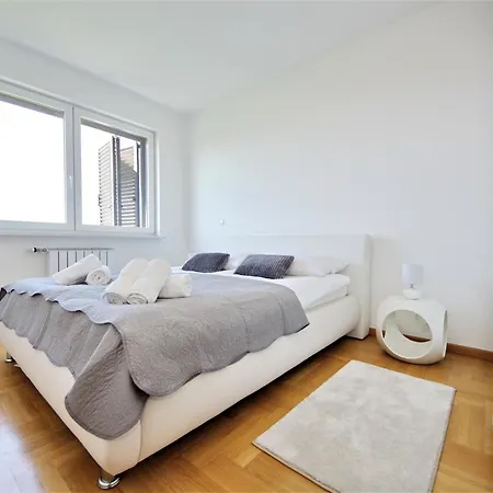Maris Luxury Apartmán *